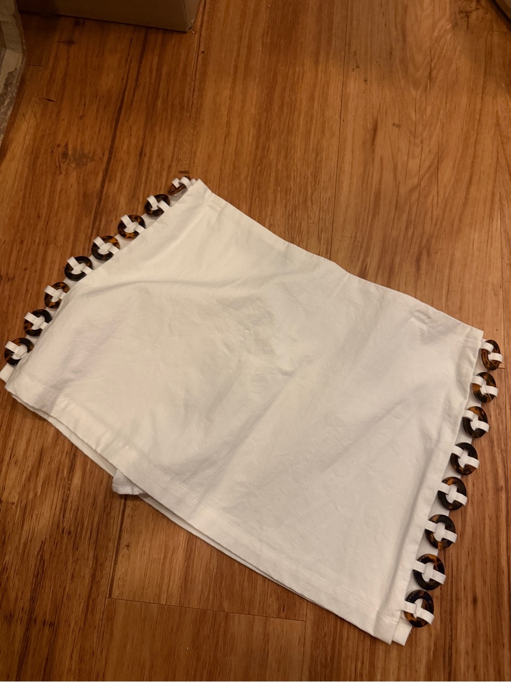 Zara White Pom-Trim Skort with Tortoiseshell Loops